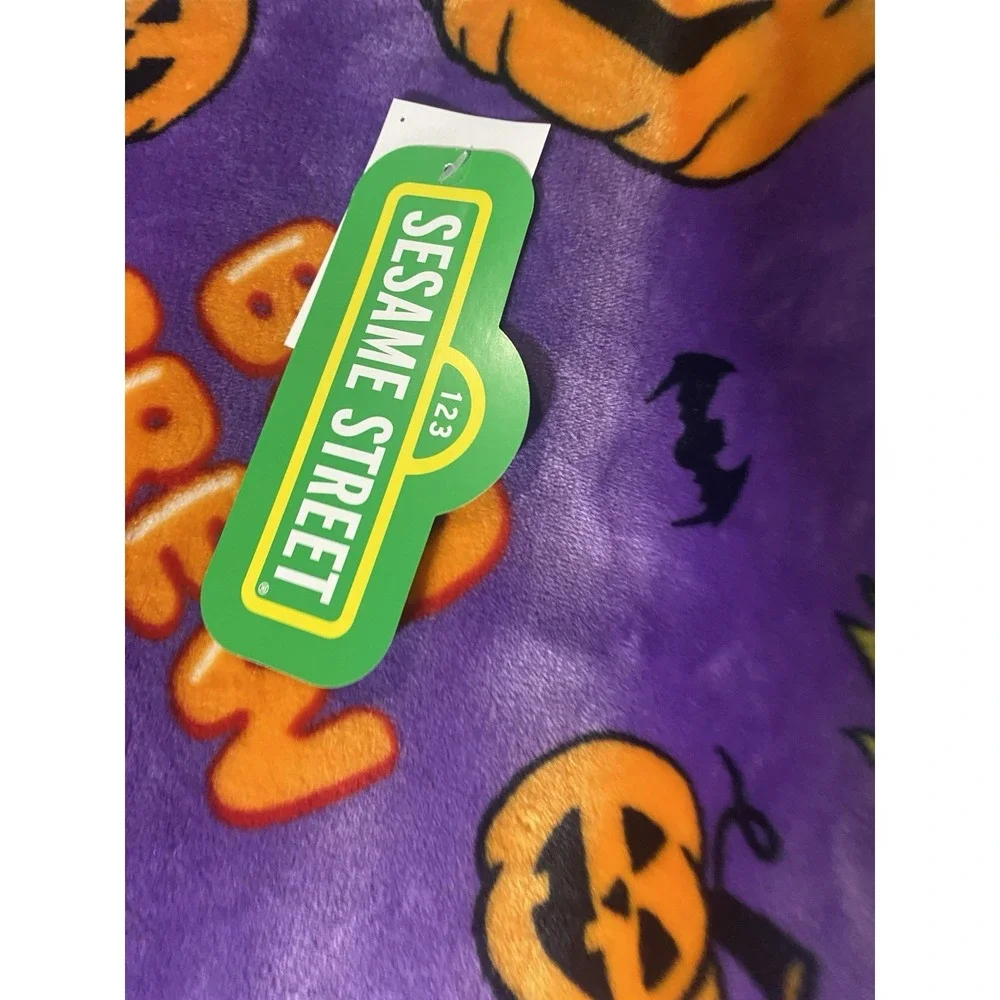 NWT Halloween SESAME STREET Big Bird, Elmo, Cookie Monster Purple Throw 60